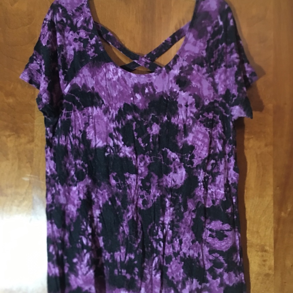 Cato tee